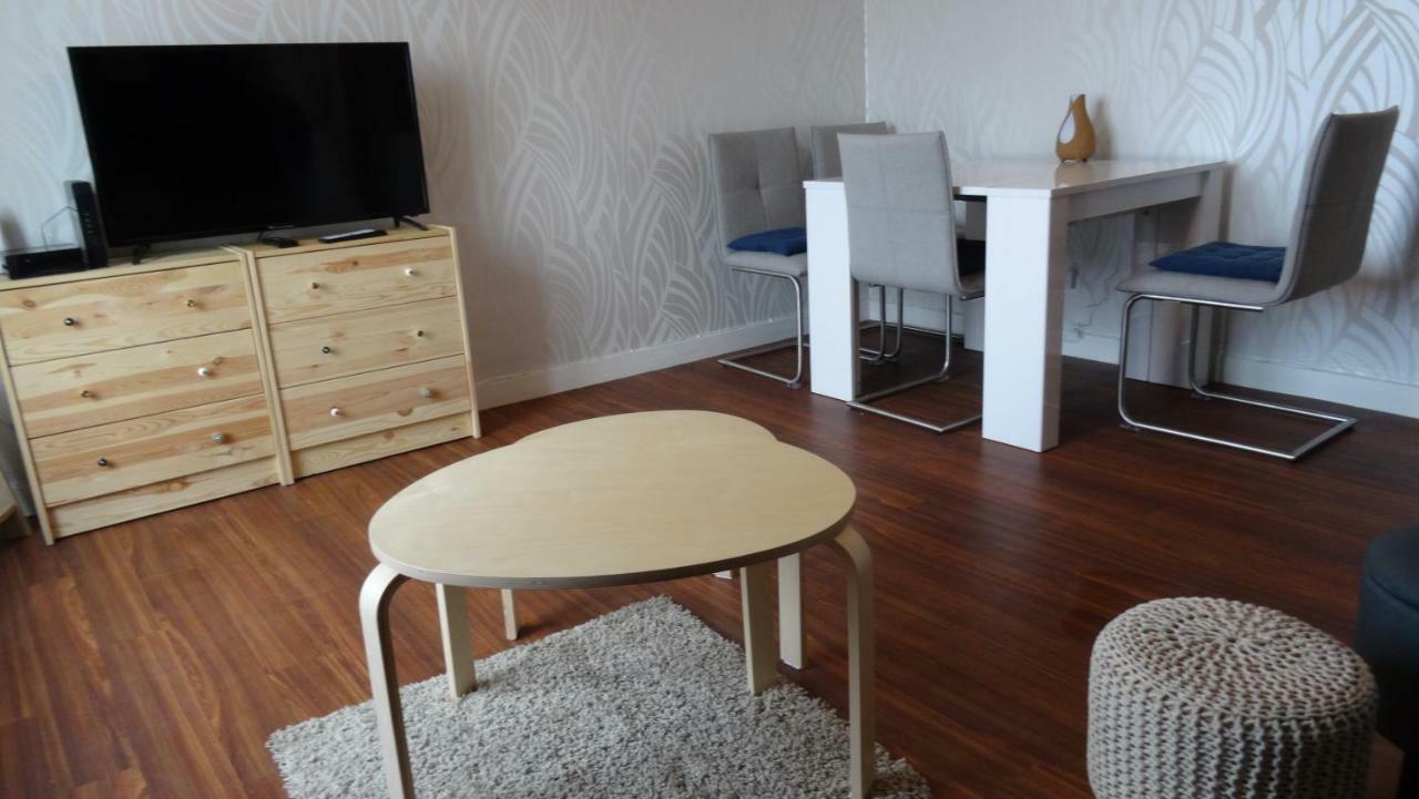 Studio Moderne Avec Jolie Vue มูแล็ง ภายนอก รูปภาพ